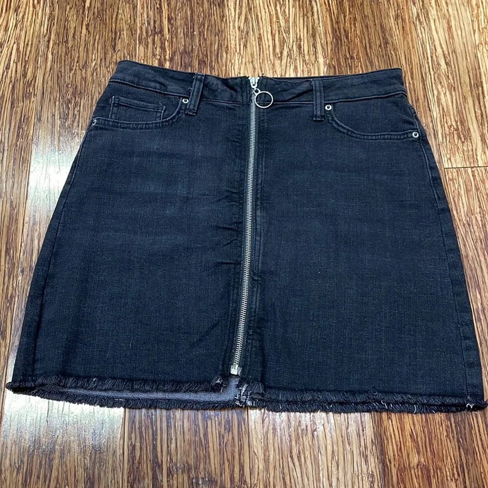 Arizona Jean Co black zip front denim mini skirt size 9